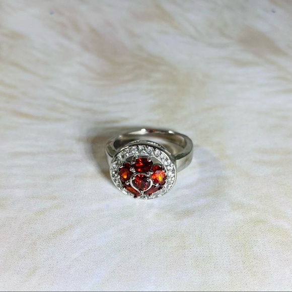 Beautiful CZ and garnet encrusted Sterling Silver designer ring size 9 - Picture 3 of 3